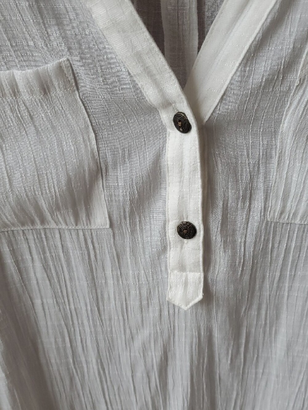 Iz Byer White Rayon Blend Textured Tunic Top - Picture 5 of 9